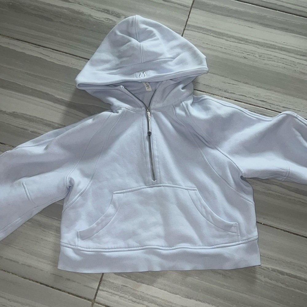 Lululemon Lilac Half Zip Scuba, Size Xsmall/small, good condition